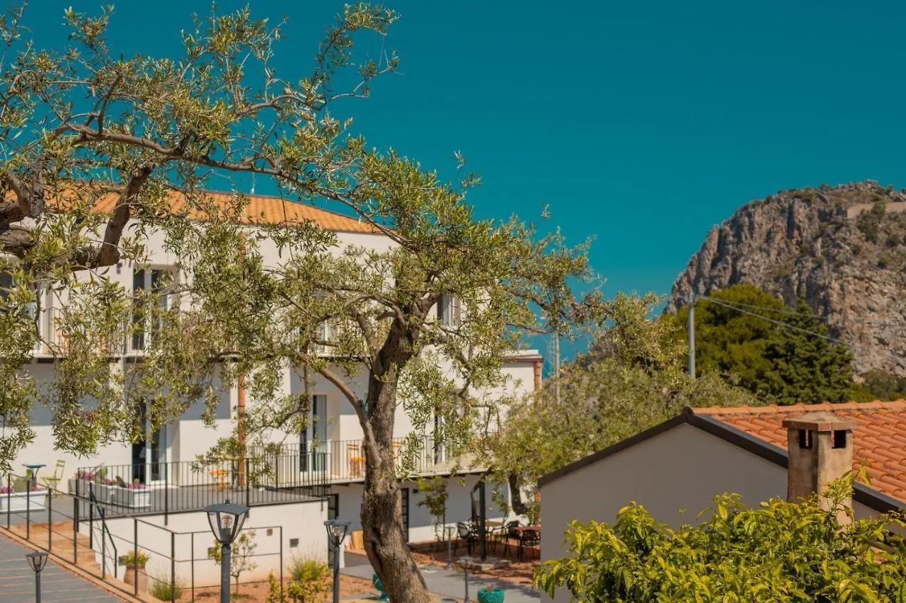 Villa Toto Resort 切法卢