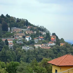 Dalla Zia Marta Ampio Appartamento Brunate
